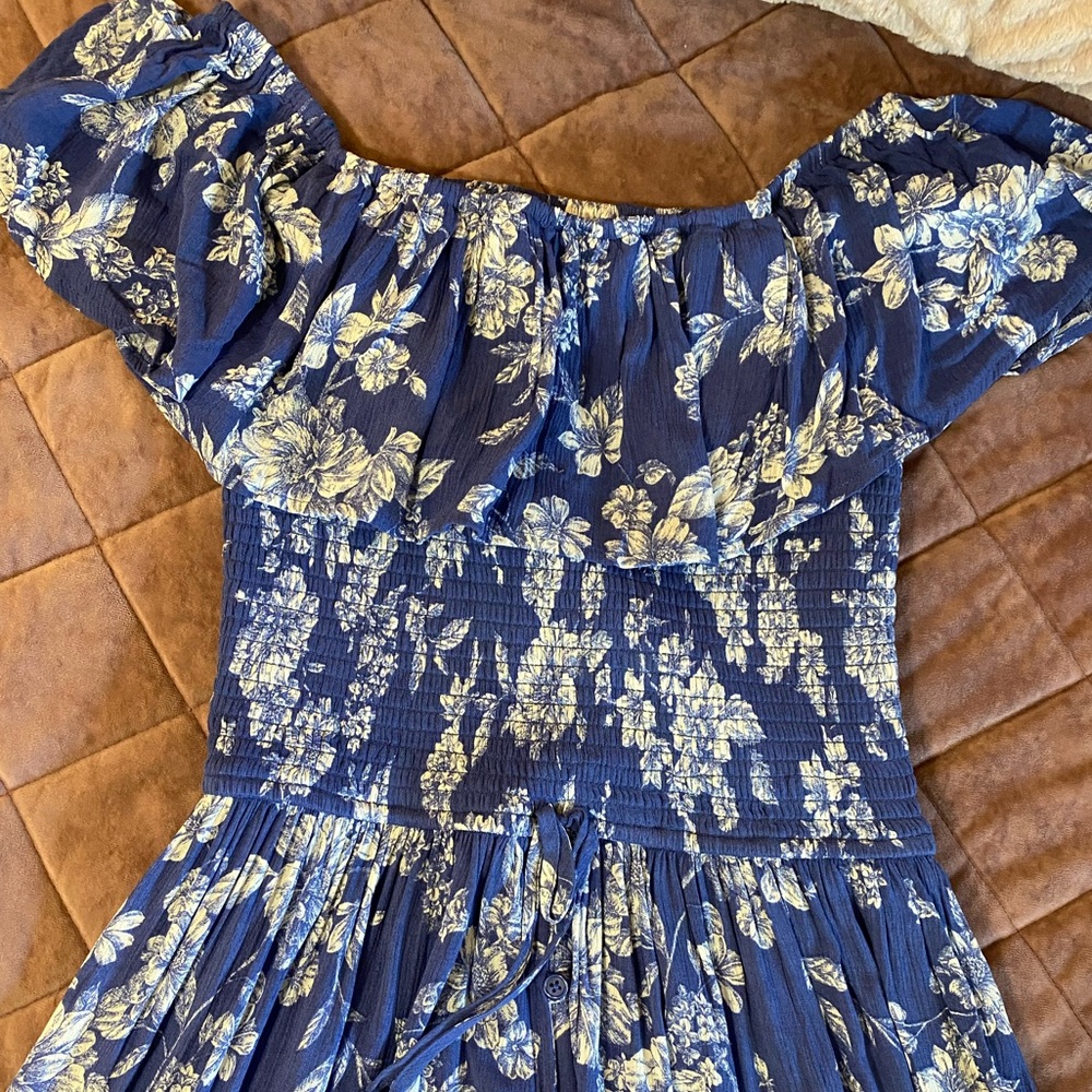 Xhilaration Floral Dress - Picture 4 of 9